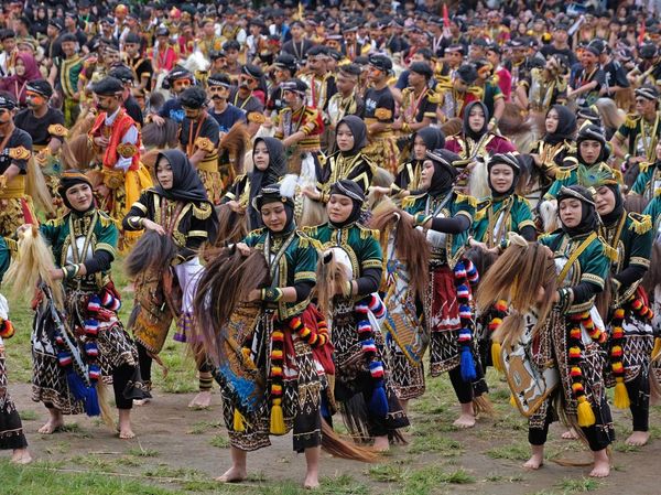 3 Ribu Pelajar Tampilkan Tari Jaran Kepang di Temanggung