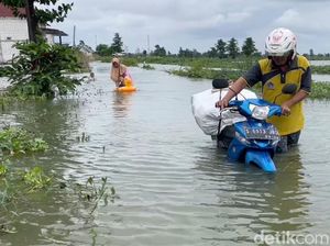 Video Lamongan Tetapkan Status Tanggap Darurat Usai 2.736 Rumah Kebanjiran