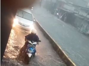 Jalan di Pademangan Jakut Tergenang, Rute Bus TransJ Terdampak