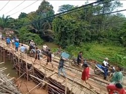 Jembatan Alternatif Musi Rawas-PALI dalam Perbaikan, Warga Diminta Waspada