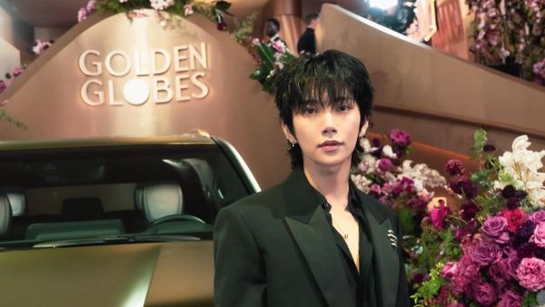 Potret Joshua SEVENTEEN Hadiri Golden Globe