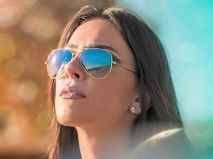 Perbedaan Lensa Kacamata Antiradiasi, Blueray, Bluechromic, dan Photochromic