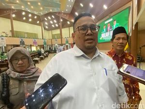 Kuliah Umum di UMI, Ketua Bawaslu Rahmat Bagja Bongkar Mahalnya Biaya Pemilu
