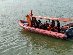 Kapal Nelayan Tenggelam di Perairan Konawe Selatan, 2 Orang Selamat-1 Hilang