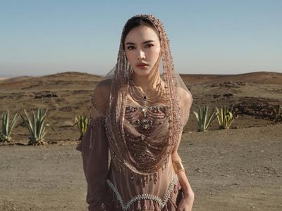 Gaya Totalitas Mahalini Kondangan di Maroko, Gaunnya Karya Desainer BLACKPINK