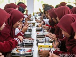 Prabowo Resmikan 166 Sekolah Rakyat, Upaya Putuskan Rantai Kemiskinan