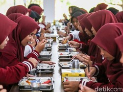 Video: Perubahan Siswa Sekolah Rakyat: Fisik Membaik-Mental Jadi Disiplin