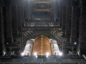 Video: Namamu Bisa Mengorbit Bulan Lewat Misi Artemis II, Ini Caranya!