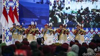 Momen Murid Sekolah Rakyat Pentas Seni di Hadapan Prabowo