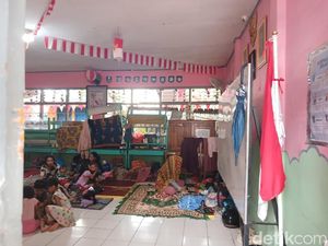 SD Paccerakkang Makassar Jadi Lokasi Pengungsian Banjir, Siswa Belajar Daring