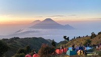 Dieng yang Selalu Dirindukan, Kisah Pendakian Gunung Prau Bersama Keluarga