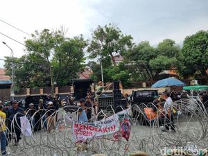 Tak Ditemui Walkot Eri, Jagal Pegirian Ancam Demo Lagi Bawa Kompor-Tenda