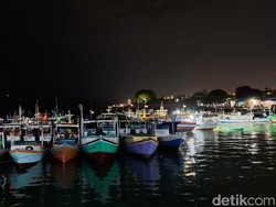 ASDP Tutup Sejumlah Pelayaran di NTT Akibat Cuaca Buruk