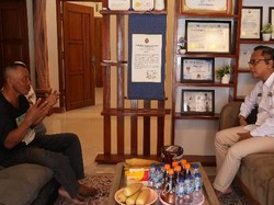 Ganjaran Manis Sugianto Usai Selamatkan 7 Lansia Korea dari Kebakaran