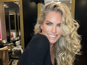 Kisah Wanita yang Melahirkan Anak Kembar di Usia 52, Punya Trik Sendiri