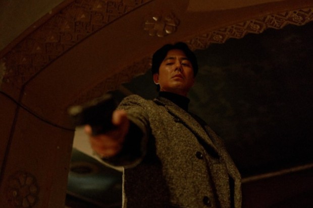 Zo In Sung akan memerankan seorang anggota BIN bernama Jo yang bertugas memburu jejak kejahatan internasional.