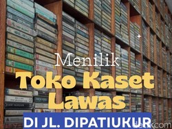 Video: Menilik Toko Kaset Lawas di Jalan Dipatiukur