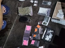 BNN Tangkap 2 Pengedar Narkoba di Cengkareng Jakbar, Sabu-Ganja Diamankan