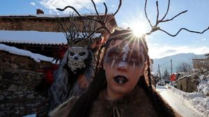 Karnaval Vevcani Rayakan Tahun Baru Ortodoks dengan Tradisi Berusia 1.400 Tahun