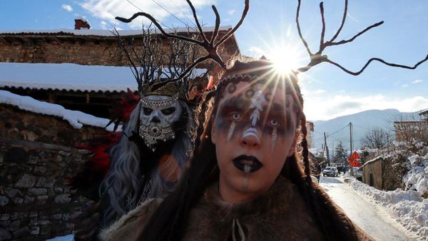 Karnaval Vevcani Rayakan Tahun Baru Ortodoks dengan Tradisi Berusia 1.400 Tahun