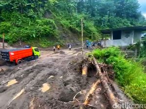 Akses Jalan Cimapag Kembali Dibuka, Polisi Berlakukan Buka Tutup