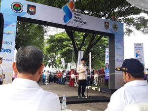Momen Mendes Yandri Buka Pameran Produk UMKM Unggulan di Hari Desa Nasional