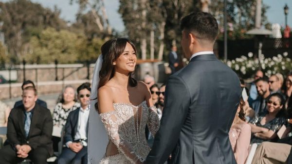 Aurelie Moeremans Bagikan Lagi Momen Pernikahannya: Bahagia-Penuh Cinta