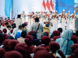 Danton Baris Variasi Tampil Memukau, Presiden Prabowo Beri Beasiswa