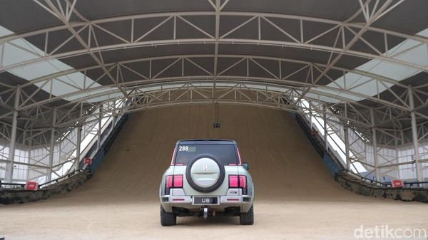 Melihat Tanjakan Maut Milik BYD di China: Curam dan Berpasir