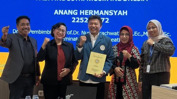 Congrats! Anang Hermansyah Lulus S2 dengan Nilai A, Gas Lanjut S3