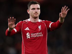 Gelapnya Masa Depan Robertson di Liverpool