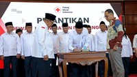 800 Relawan PMI Surabaya Jemput Bola Donor Darah di Perkampungan