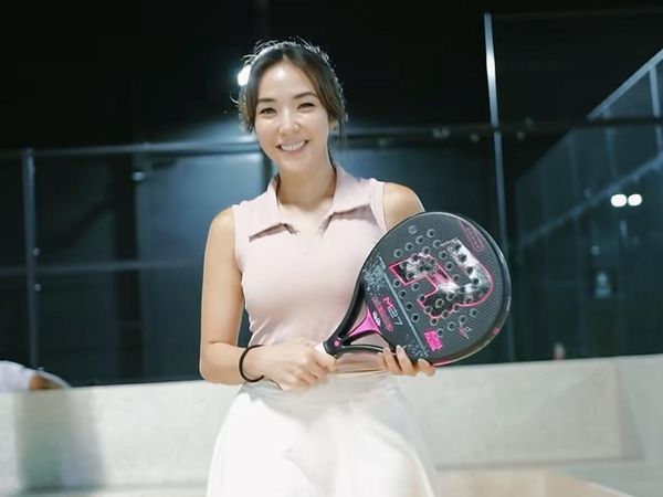 Gaya Sporty Gisel Main Padel, Pakai Rok Mini dan Sleevless Top