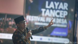Lewat Festival Film, Mendes PDT Yandri Saksikan Karya Sineas Anak Desa