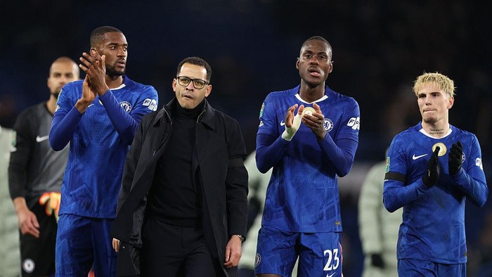 Chelsea Abaikan Krisis Napoli