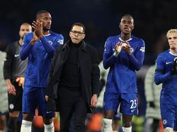 Chelsea Abaikan Krisis Napoli