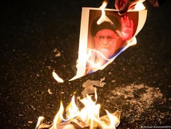 Mengapa Gejolak Iran Menarik Kepentingan Dunia?