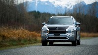 Mitsubishi Outlander PHEV 2026 Meluncur, Apa yang Baru?