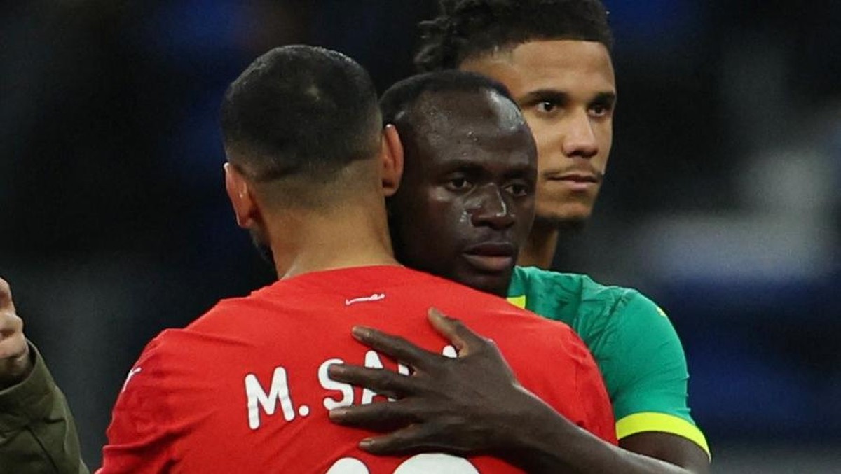Sadio Mane lagi-lagi bikin Mohamed Salah patah hati di Piala Afrika. (REUTERS/Amr Abdallah Dalsh)