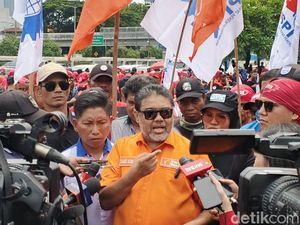 Hari Ini 10.000 Buruh Bakal Demo di Jakarta