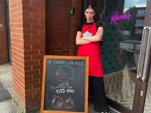 4 Kisah Pelayan Restoran Tuai Kontroversi, Terlalu Sexy hingga Galak