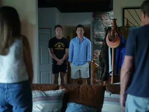 Fenomena Wanita Suka Film Boys Love yang Kontroversial, Ini Kata Pakar Seks