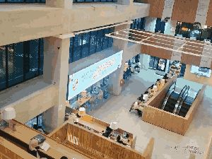 Perpustakaan Jadi Tempat Favorit untuk Bekerja