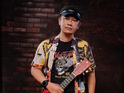 Kongkalikong Suara Keresahan Yak Widhi Lewat Lirik