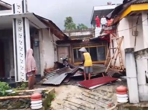 Angin Puting Beliung Terjang Kotayasa Banyumas, Puluhan Rumah Rusak