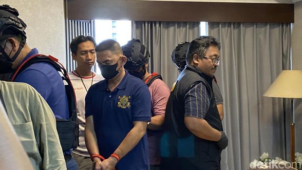 BNN membongkar produksi vape isi liquid narkoba di apartemen Jaksel. (Devi/detikcom)