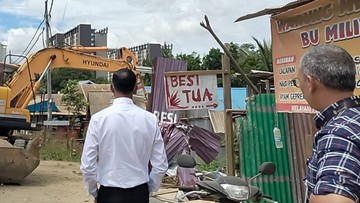Digusur! 39 Lapak Besi Tua &amp;amp; 18 Lapo Tuak Ilegal di IKN Rata dengan Tanah