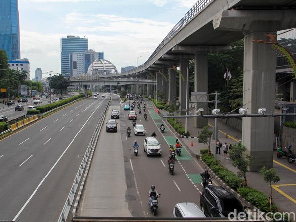 Ganjil Genap Ditiadakan Saat Libur Isra Miraj, Jalan Jakarta Lengang