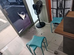 Kantor Dishub dan PD Parkir Makassar Dilempari OTK Pakai Batu, Kaca Pecah