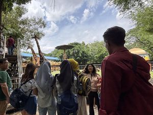 Libur Panjang, Ribuan Pengunjung Padati KBS